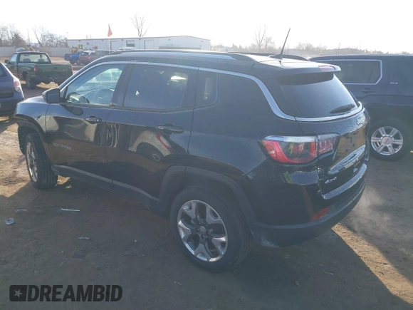 2018 Jeep Compass Limited with VIN 3C4NJDCB4JT501582, listed as a IAAI auction lot 40843136 with 62,986 mi miles. Bid and sale history available at carsss.com. Image 3.