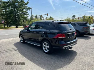 2018 Mercedes-Benz GLE 350 z VIN 4JGDA5JB4JB033015, wystawiony jako Copart lot #57177215 z przebiegiem 176 832 mil mil oraz Czysty tytuł • Clean title. Historia ofert i sprzedaży dostępna na DreamBid. Obrazek 3.