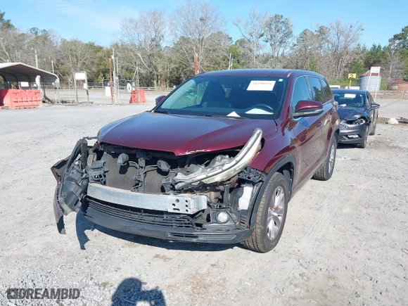 2016 Toyota Highlander LE Plus with VIN 5TDZKRFH4GS134343, listed as a IAAI auction lot 41698838 with 149,189 mi miles. Bid and sale history available at carsss.com. Image 2.