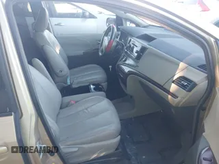 2011 Toyota Sienna XLE AAS с VIN 5TDYK3DCXBS126384, выставлен на аукционе IAAI как лот 42309297 с пробегом 229 242 миль миль и . История ставок и продаж доступна на DreamBid. Изображение 5.