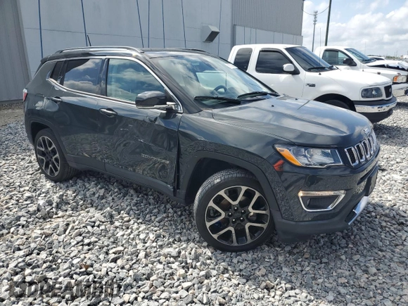 2018 Jeep Compass Limited with VIN 3C4NJCCB1JT488736, listed as a Copart auction lot 51573935 with 69,498 mi miles and Salvage Title. Bid and sale history available at carsss.com. Image 4.