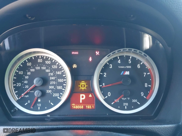 2011 BMW M3 with VIN WBSDX9C57BE584727, listed as a IAAI auction lot 40921043 with 148,068 mi miles. Bid and sale history available at carsss.com. Image 7.