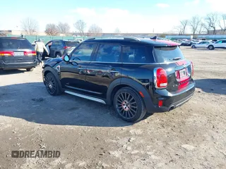 2018 MINI Countryman Cooper with VIN WMZYV5C35J3E03434, listed as a IAAI auction lot 40998800 with 133,501 mi miles and . Bid and sale history available at DreamBid. Image 3.