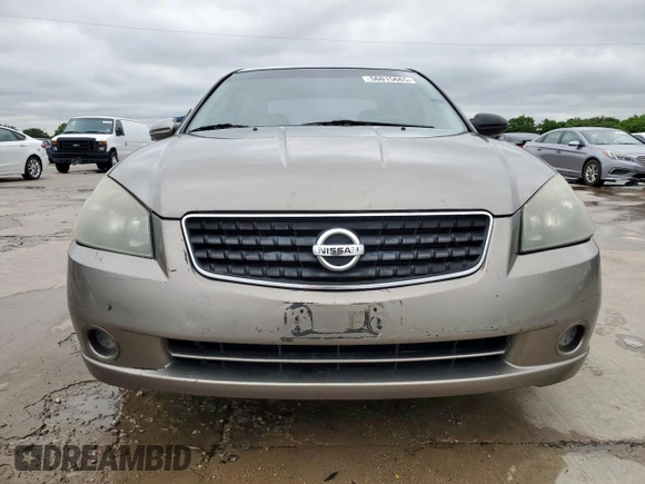 2005 Nissan Altima 2.5 z VIN 1N4AL11D45N923343, wystawiony jako Copart lot #56015665 z przebiegiem 194 772 mil mil oraz Szkoda całkowita • Salvage title. Historia ofert i sprzedaży dostępna na DreamBid. Obrazek 5.