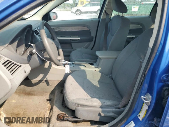 2007 Chrysler Sebring z VIN 1C3LC46K57N589021, wystawiony jako Copart lot #70650234 z przebiegiem 121 626 mil mil oraz Czysty tytuł • Clean title. Historia ofert i sprzedaży dostępna na DreamBid. Obrazek 7.