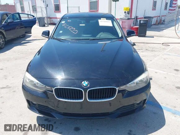 2014 BMW 3 Series 320i with VIN WBA3B1G54ENS79121, listed as a IAAI auction lot 41940001 with 41,835 mi miles. Bid and sale history available at carsss.com. Image 12.