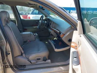 2003 Buick LeSabre Custom with VIN 1G4HP52K83U181514, listed as a IAAI auction lot 41902154 with 122,062 mi miles. Bid and sale history available at carsss.com. Image 5.
