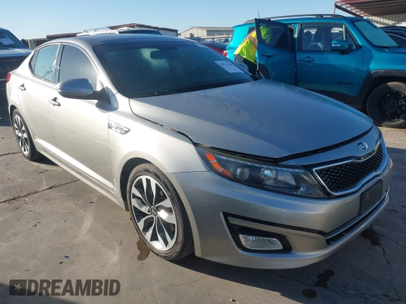 2015 Kia Optima SX Turbo with VIN 5XXGR4A65FG407334, listed as a IAAI auction lot 40743106 with 164,260 mi miles. Bid and sale history available at carsss.com. Image 1.