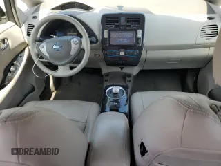 2012 Nissan LEAF SL z VIN JN1AZ0CP9CT024810, wystawiony jako Copart lot #58794365 z przebiegiem 47 776 mil mil oraz Czysty tytuł • Clean title. Historia ofert i sprzedaży dostępna na DreamBid. Obrazek 8.