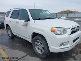 2011 Toyota 4Runner Trail with VIN JTEBU5JR0B5058490, listed as a IAAI auction lot 41743998 with 129,673 mi miles. Bid and sale history available at carsss.com. Image 1.
