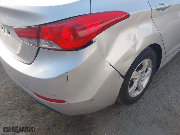 2014 Hyundai Elantra SE with VIN KMHDH4AE8EU092157, listed as a IAAI auction lot 41849735 with 152,161 mi miles. Bid and sale history available at carsss.com. Image 6.