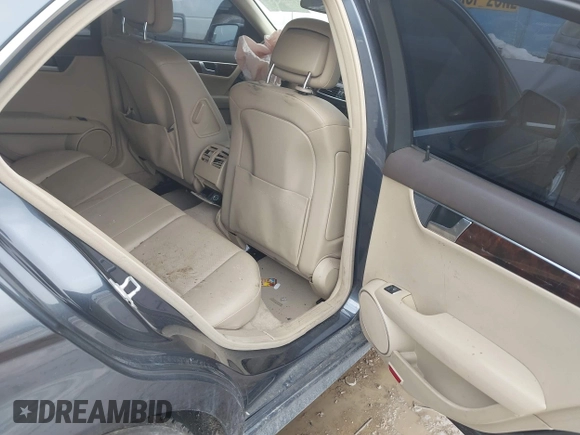 2014 Mercedes-Benz C 250 Sport с VIN WDDGF4HBXEG200415, выставлен на аукционе IAAI как лот 41648762 с пробегом 108 702 миль миль и . История ставок и продаж доступна на DreamBid. Изображение 8.