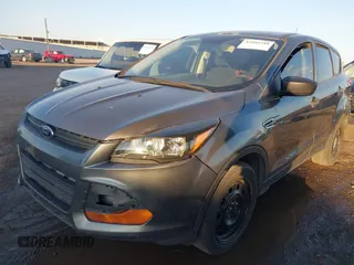 2014 Ford Escape S с VIN 1FMCU0F7XEUC76252, выставлен на аукционе IAAI как лот 42442744 с пробегом 282 329 миль миль и . История ставок и продаж доступна на DreamBid. Изображение 2.