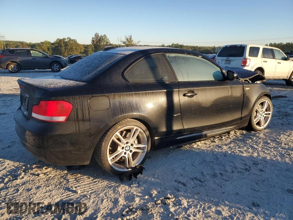 2010 BMW 1 Series 135i with VIN WBAUC7C53AVK95945, listed as a Copart auction lot 76455904 with 172,990 mi miles and Salvage title. Bid and sale history available at DreamBid. Image 3.