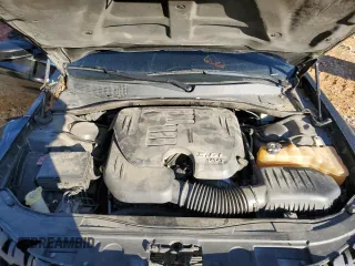 2013 Chrysler 300 S z VIN 2C3CCABG2DH527578, wystawiony jako Copart lot #81095624 z przebiegiem 217 456 mil mil oraz Szkoda całkowita • Salvage title. Historia ofert i sprzedaży dostępna na DreamBid. Obrazek 13.
