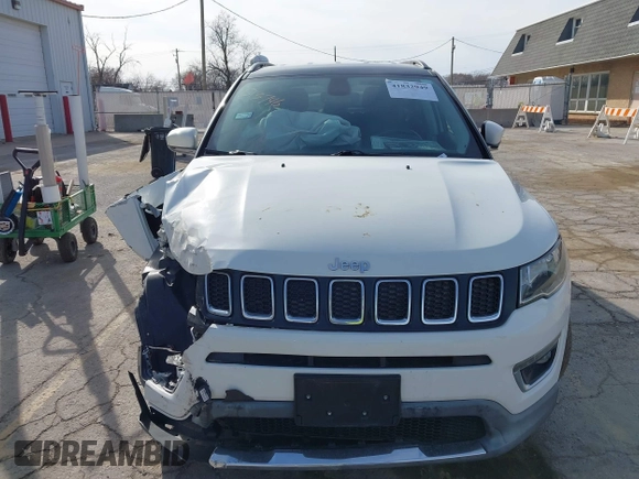 2020 Jeep Compass Limited with VIN 3C4NJCCB2LT247237, listed as a IAAI auction lot 41832949 with 58,625 mi miles. Bid and sale history available at carsss.com. Image 11.