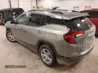 2023 GMC Terrain SLE z VIN 3GKALMEG2PL128721, wystawiony jako IAAI lot #42032073 z przebiegiem 38 880 mil mil oraz . Historia ofert i sprzedaży dostępna na DreamBid. Obrazek 3.