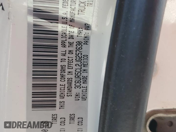 2018 Ram 2500 Tradesman z VIN 3C6UR5CL2JG257630, wystawiony jako Copart lot #54224105 z przebiegiem Nie podano mil oraz Szkoda całkowita • Salvage title. Historia ofert i sprzedaży dostępna na DreamBid. Obrazek 12.