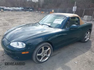2001 Mazda MX-5 Miata z VIN JM1NB353510214861, wystawiony jako IAAI lot #41906052 z przebiegiem 174 863 mil mil oraz . Historia ofert i sprzedaży dostępna na DreamBid. Obrazek 2.