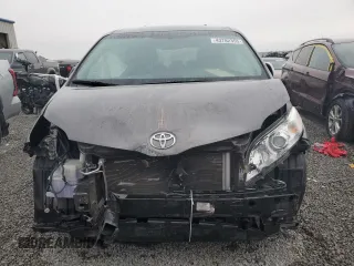 2017 Toyota Sienna LE Auto Access Seat with VIN 5TDKZ3DC4HS856642, listed as a Copart auction lot 43782355 with Not Provided miles and Salvage Title. Bid and sale history available at DreamBid. Image 5.