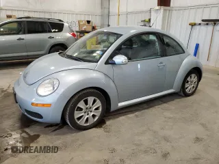 2009 Volkswagen New Beetle Coupe S with VIN 3VWPW31CX9M516865, listed as a Copart auction lot 76178854 with 133,836 mi miles and Clean Title. Bid and sale history available at carsss.com. Image 1.