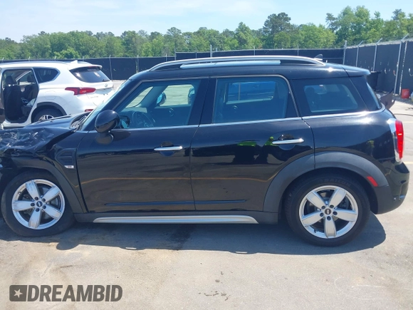 2019 MINI Countryman Cooper with VIN WMZYS7C57K3F46747, listed as a IAAI auction lot 42161049 with 55,333 mi miles and . Bid and sale history available at DreamBid. Image 14.