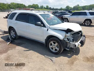2005 Chevrolet Equinox LT z VIN 2CNDL63F356183352, wystawiony jako IAAI lot #42156016 z przebiegiem 107 590 mil mil oraz . Historia ofert i sprzedaży dostępna na DreamBid. Obrazek 1.