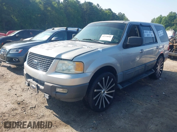 2005 Ford Expedition Special Service with VIN 1FMPU15575LA26271, listed as a IAAI auction lot 42378940 with 175,802 mi miles and . Bid and sale history available at DreamBid. Image 17.