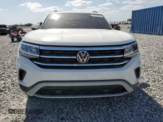 2023 Volkswagen Atlas SE with VIN 1V2HR2CA6PC531607, listed as a Copart auction lot 54721435 with 21,132 mi miles and Salvage title. Bid and sale history available at DreamBid. Image 5.