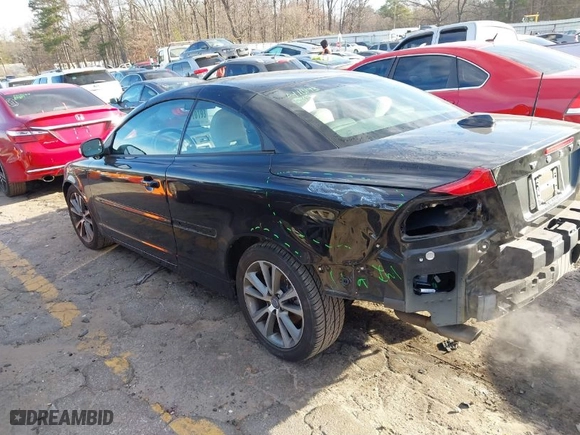 2013 Volvo C70 T5 with VIN YV1672MC2DJ139417, listed as a IAAI auction lot 41589476 with 71,890 mi miles. Bid and sale history available at carsss.com. Image 3.