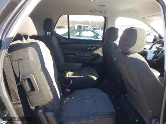 2020 Chevrolet Traverse LT Cloth with VIN 1GNEVGKWXLJ242835, listed as a IAAI auction lot 41251285 with 55,639 mi miles. Bid and sale history available at carsss.com. Image 8.