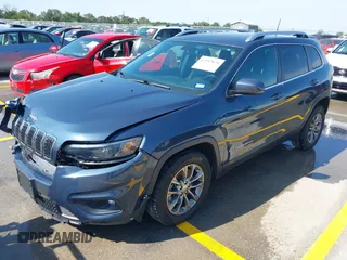2019 Jeep Cherokee Latitude Plus with VIN 1C4PJLLX9KD469704, listed as a IAAI auction lot 42257879 with 90,917 mi miles and . Bid and sale history available at DreamBid. Image 20.