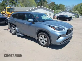 2021 Toyota Highlander L z VIN 5TDBZRBH6MS082566, wystawiony jako IAAI lot #42104315 z przebiegiem 61 231 mil mil oraz . Historia ofert i sprzedaży dostępna na DreamBid. Obrazek 1.