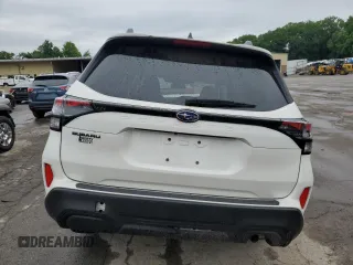2025 Subaru Forester Premium z VIN JF2SLDDC1SH431173, wystawiony jako Copart lot #62008085 z przebiegiem 574 mil mil oraz Szkoda całkowita • Salvage title. Historia ofert i sprzedaży dostępna na DreamBid. Obrazek 6.