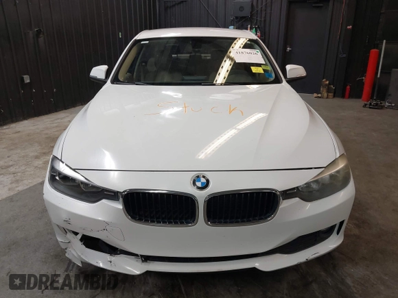 2015 BMW 3 Series 320i с VIN WBA3B1G50FNT07918, выставлен на аукционе IAAI как лот 41876026 с пробегом 83 220 миль миль и . История ставок и продаж доступна на DreamBid. Изображение 12.
