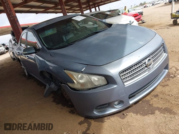 2010 Nissan Maxima S z VIN 1N4AA5AP9AC845087, wystawiony jako IAAI lot #41916323 z przebiegiem 212 475 mil mil oraz . Historia ofert i sprzedaży dostępna na DreamBid. Obrazek 1.