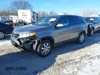 2012 Kia Sorento LX with VIN 5XYKTCA65CG240826, listed as a IAAI auction lot 41258709 with 1 mi miles. Bid and sale history available at carsss.com. Image 2.