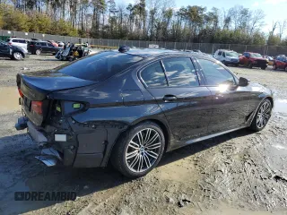 2019 BMW 5 Series 540i xDrive with VIN WBAJE7C56KWW29944, listed as a Copart auction lot 45582385 with 86,883 mi miles and Salvage Title. Bid and sale history available at carsss.com. Image 3.