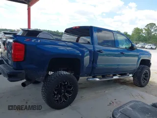 2018 Chevrolet Silverado 1500 LT with VIN 3GCUKREC0JG366590, listed as a IAAI auction lot 42045634 with 92,989 mi miles. Bid and sale history available at carsss.com. Image 13.