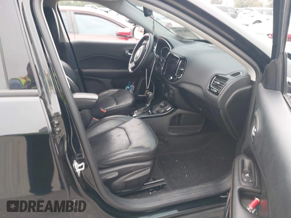 2019 Jeep Compass Limited with VIN 3C4NJDCB4KT594525, listed as a IAAI auction lot 42472846 with 84,815 mi miles and . Bid and sale history available at DreamBid. Image 5.