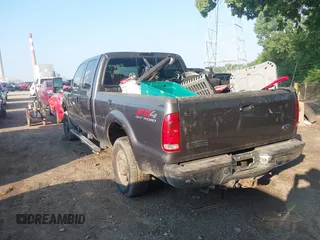 2005 Ford F-250 XL с VIN 1FTSW21PX5EC94046, выставлен на аукционе IAAI как лот 42447824 с пробегом 218 587 миль миль и . История ставок и продаж доступна на DreamBid. Изображение 3.