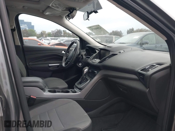 2013 Ford Escape SE with VIN 1FMCU0GX7DUA86521, listed as a IAAI auction lot 42041532 with 108,776 mi miles and . Bid and sale history available at DreamBid. Image 5.