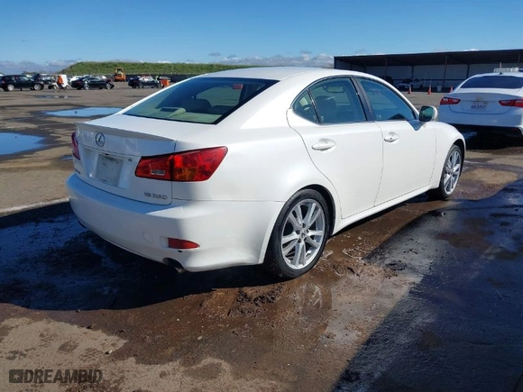 2006 Lexus IS 350 Auto with VIN JTHBE262965004606, listed as a IAAI auction lot 41711854 with 206,977 mi miles. Bid and sale history available at carsss.com. Image 4.