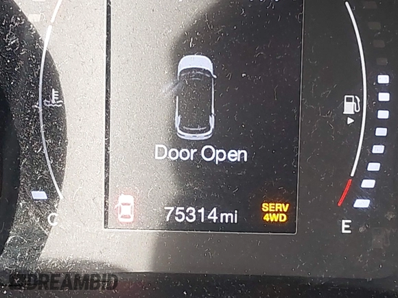 2020 Jeep Compass Latitude z VIN 3C4NJDBB6LT164241, wystawiony jako IAAI lot #41502823 z przebiegiem 75 314 mil mil oraz . Historia ofert i sprzedaży dostępna na DreamBid. Obrazek 16.