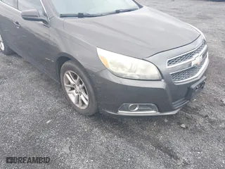 2013 Chevrolet Malibu ECO with VIN 1G11F5RRXDF106677, listed as a IAAI auction lot 41738890 with 101,924 mi miles. Bid and sale history available at carsss.com. Image 6.