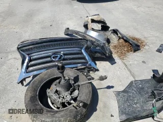 2015 Lexus GX 460 z VIN JTJBM7FX5F5102607, wystawiony jako Copart lot #56794815 z przebiegiem 124 551 mil mil oraz Szkoda całkowita • Salvage title. Historia ofert i sprzedaży dostępna na DreamBid. Obrazek 13.