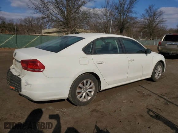 2014 Volkswagen Passat S w/Nav with VIN 1VWAP7A39EC015150, listed as a Copart auction lot 44434995 with 124,796 mi miles and Salvage Title. Bid and sale history available at carsss.com. Image 3.
