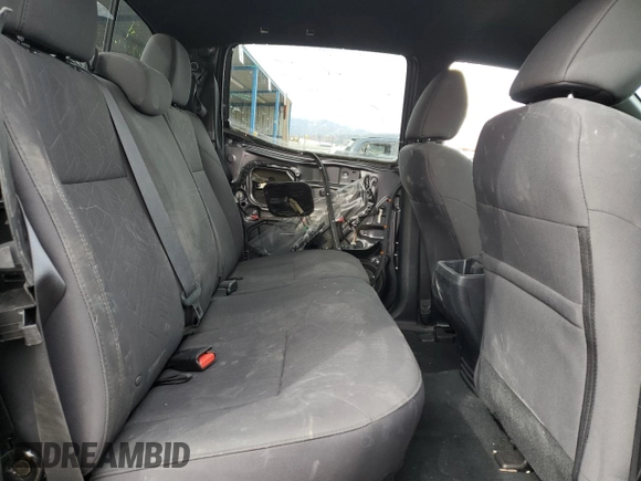 2017 Toyota Tacoma SR5 with VIN 5TFAZ5CN1HX036586, listed as a Copart auction lot 49967615 with 69,524 mi miles and Salvage Title. Bid and sale history available at DreamBid. Image 10.