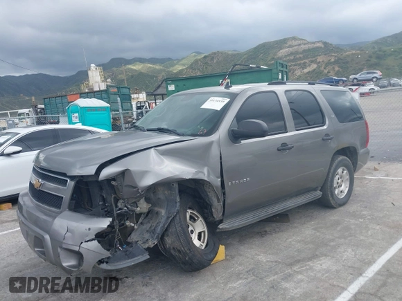 2007 Chevrolet Tahoe LT z VIN 1GNFC13J07J122414, wystawiony jako IAAI lot #39134539 z przebiegiem Nie podano mil oraz . Historia ofert i sprzedaży dostępna na DreamBid. Obrazek 16.