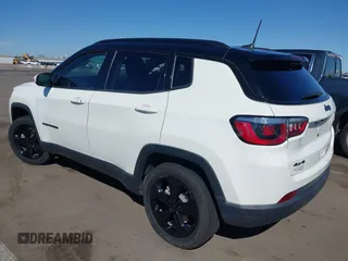 2020 Jeep Compass Latitude с VIN 3C4NJDBBXLT203932, выставлен на аукционе IAAI как лот 41830978 с пробегом 49 421 миль миль и . История ставок и продаж доступна на DreamBid. Изображение 3.